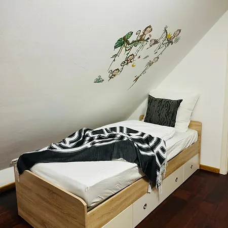 Appartement Charmantes Familiennest Naehe Hamburg Arena & Airport
