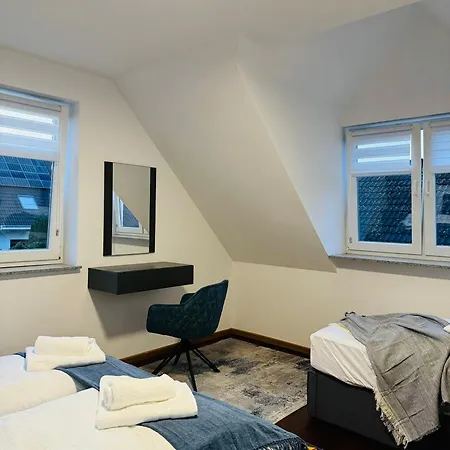 Charmantes Familiennest Naehe Hamburg Arena & Airport * Halstenbek